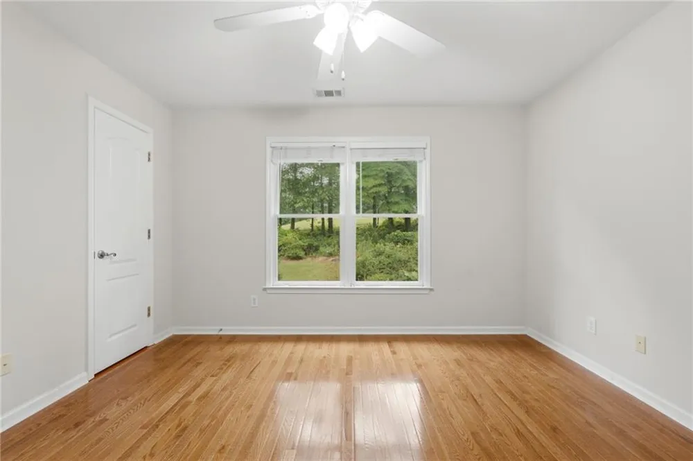 3561 Carriage Glen Way Dacula, GA 30019