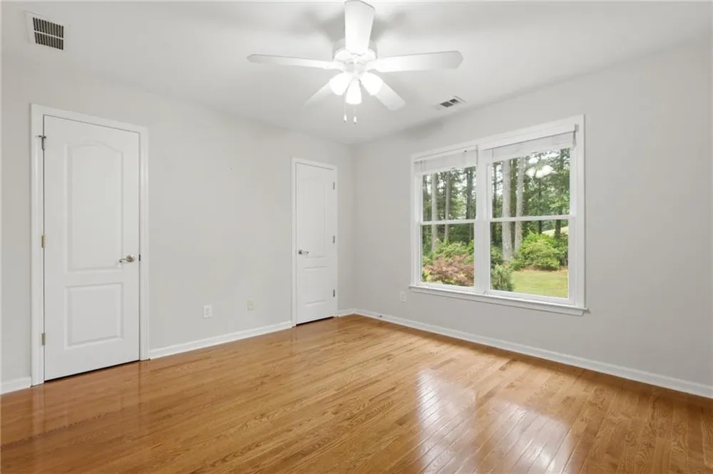3561 Carriage Glen Way Dacula, GA 30019