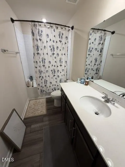 3509 Arctic Brook Street Raleigh, NC 27604