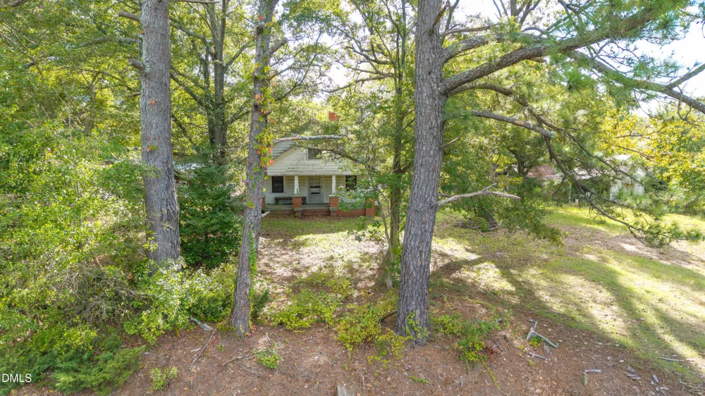 1703 Parkertown Road #A Four Oaks, NC 27524