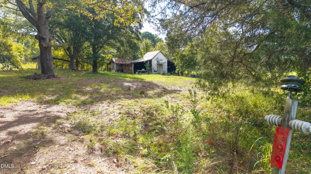1703 Parkertown Road #A Four Oaks, NC 27524