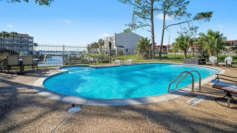 4011 Nasa Rd 1 #602 Seabrook, TX 77586