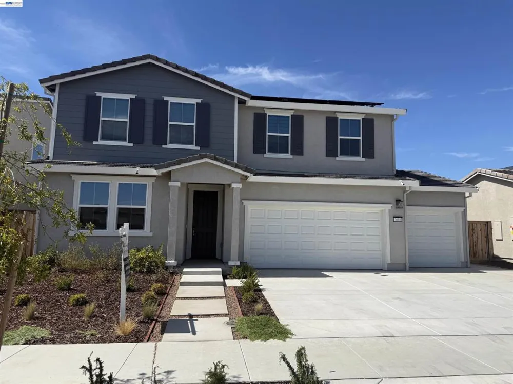 3065 Blue Opal Cir Roseville, CA 95747