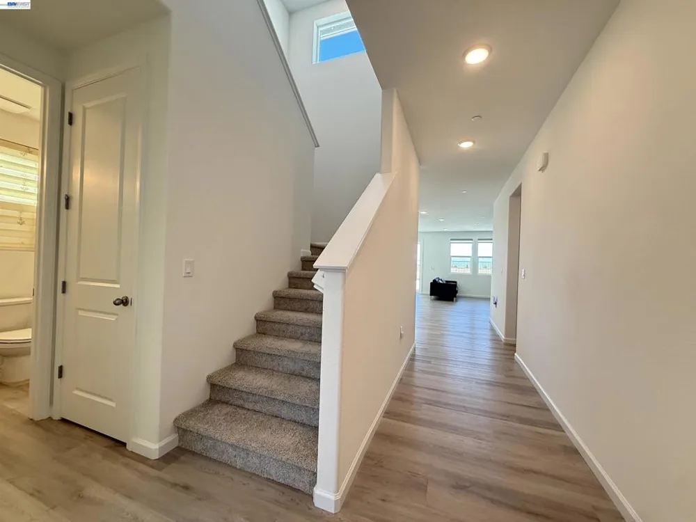 3065 Blue Opal Cir Roseville, CA 95747