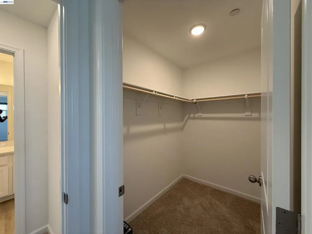 3065 Blue Opal Cir Roseville, CA 95747