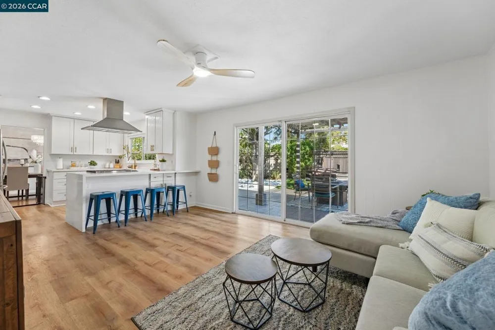 3730 Parkway Ct Concord, CA 94519