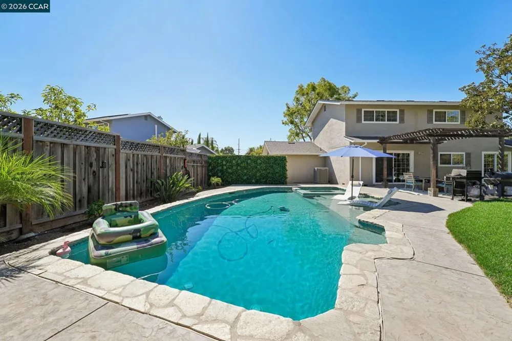 3730 Parkway Ct Concord, CA 94519