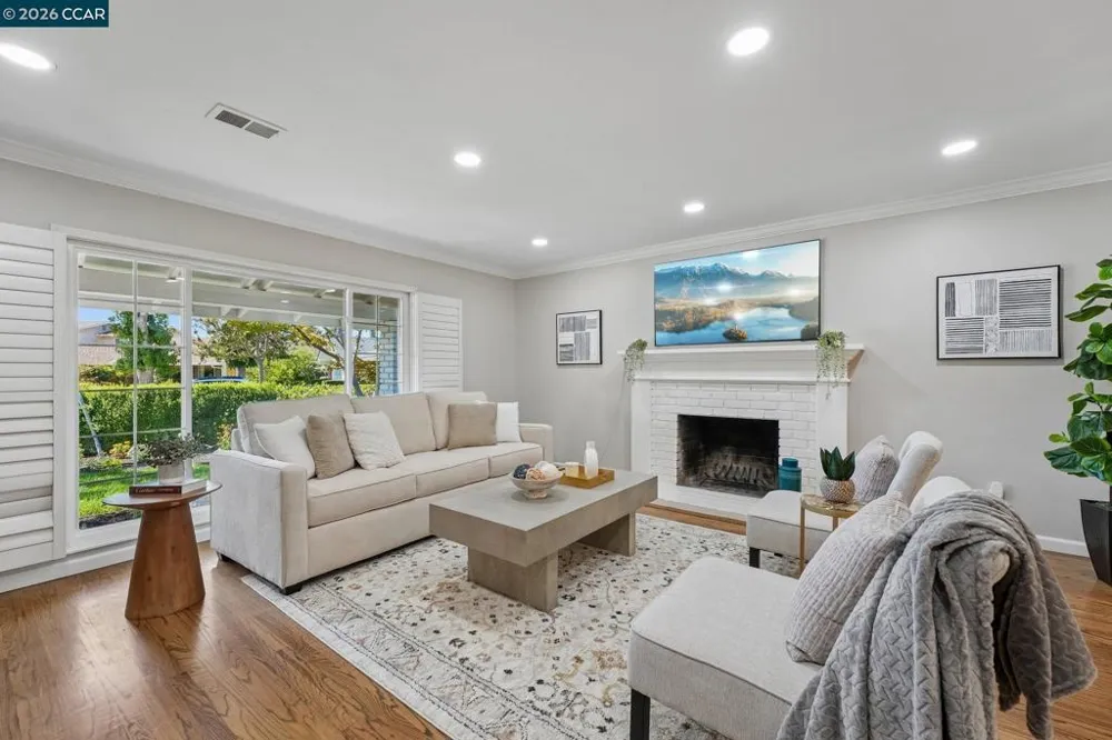 3730 Parkway Ct Concord, CA 94519