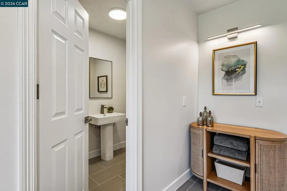 6 Tanglewood Lane Lafayette, CA 94549