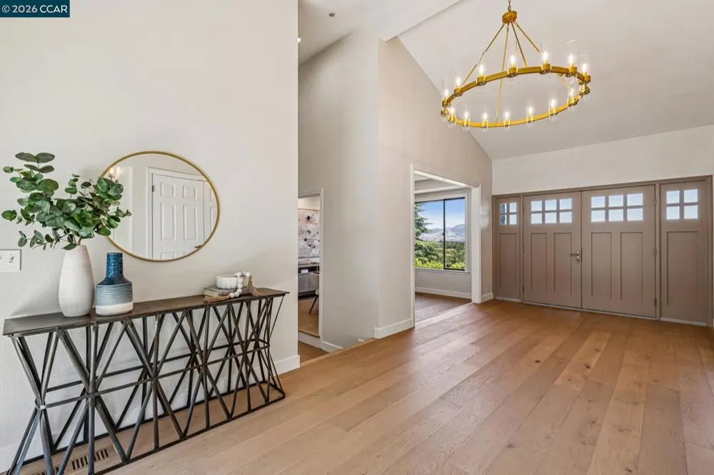 6 Tanglewood Lane Lafayette, CA 94549