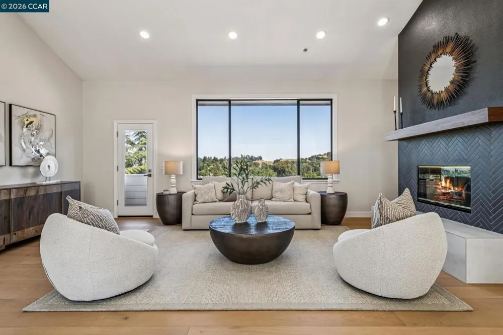 6 Tanglewood Lane Lafayette, CA 94549