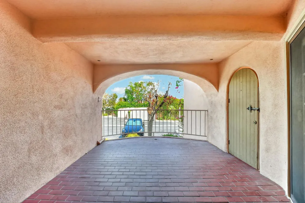 500 E Amado Road #511 Palm Springs, CA 92262