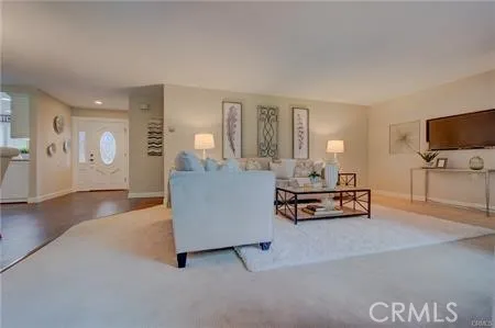 2405 Via Mariposa W #2E Laguna Woods, CA 92637