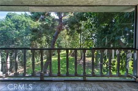 2405 Via Mariposa W #2E Laguna Woods, CA 92637