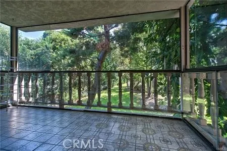 2405 Via Mariposa W #2E Laguna Woods, CA 92637