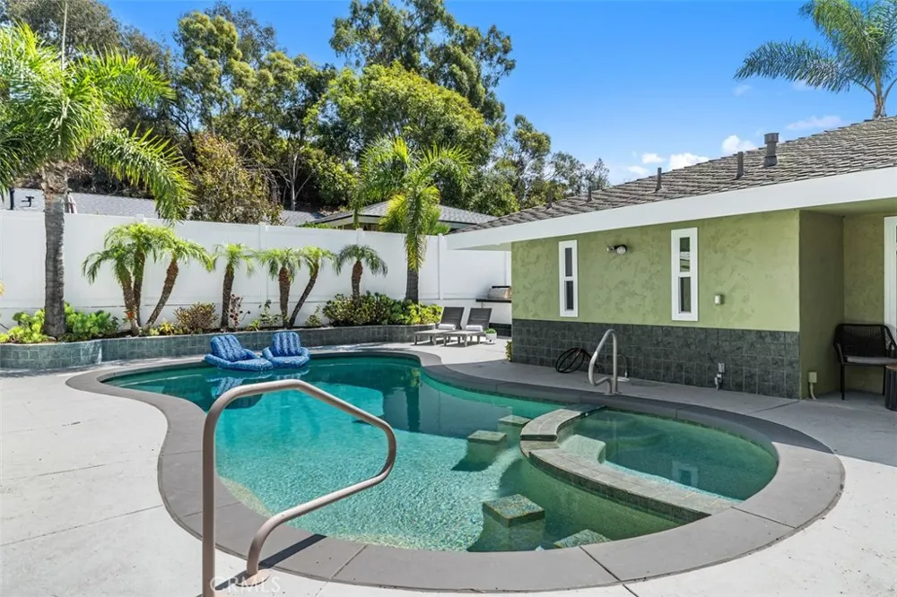 2820 Via Montecito San Clemente, CA 92672