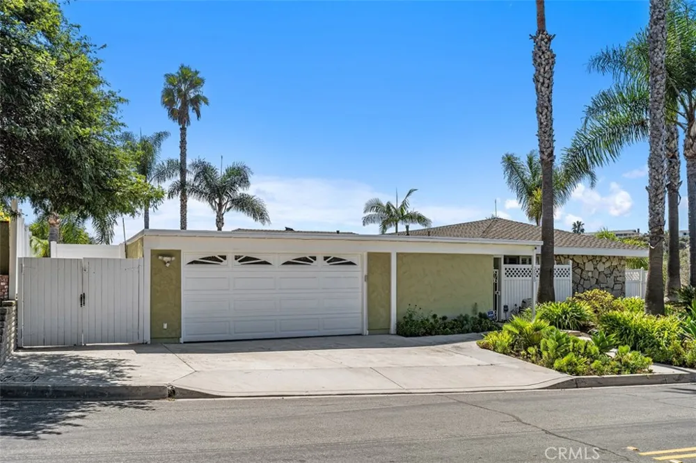 2820 Via Montecito San Clemente, CA 92672
