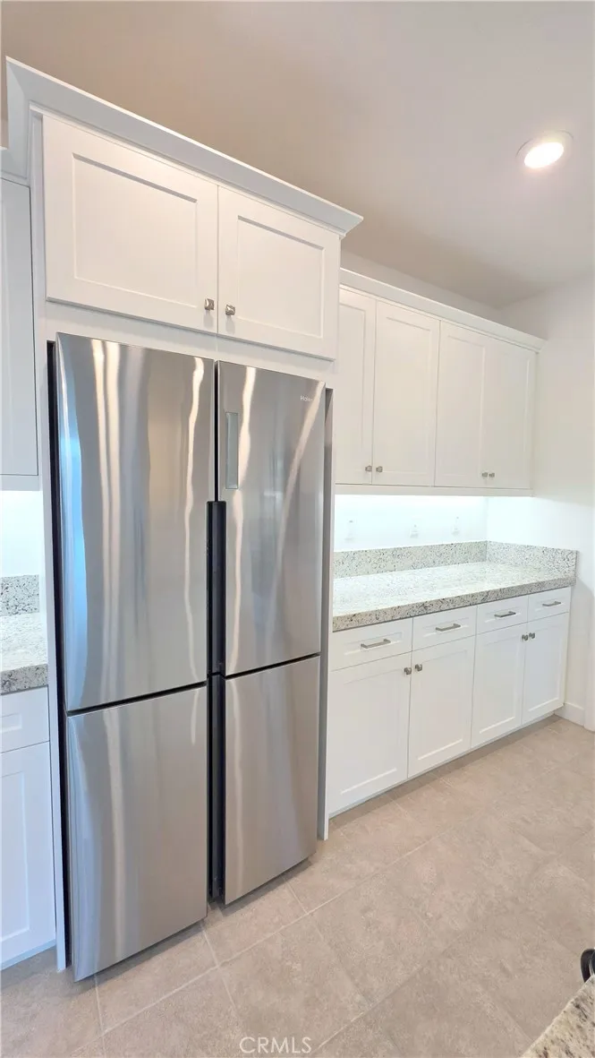 223 Carmona Lake Forest, CA 92630