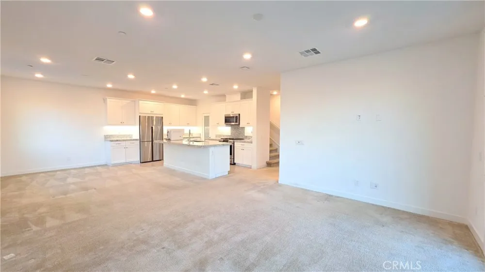 223 Carmona Lake Forest, CA 92630