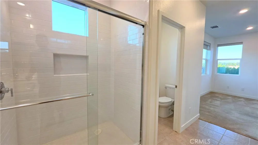 223 Carmona Lake Forest, CA 92630