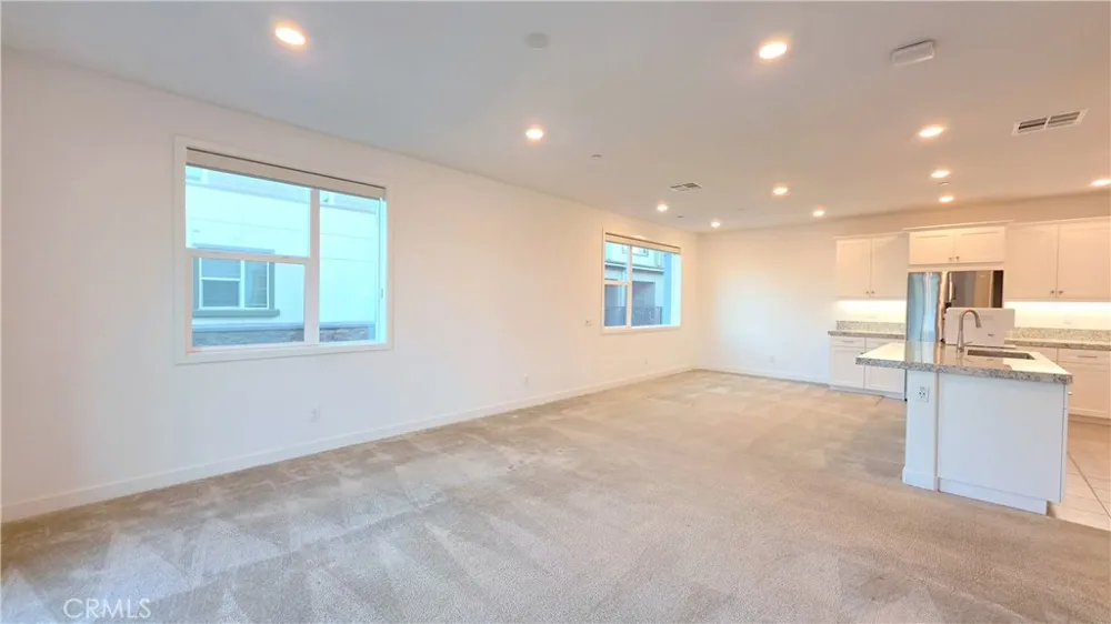 223 Carmona Lake Forest, CA 92630