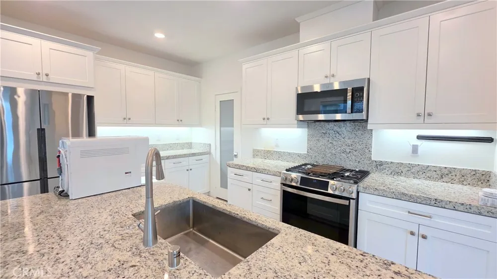 223 Carmona Lake Forest, CA 92630