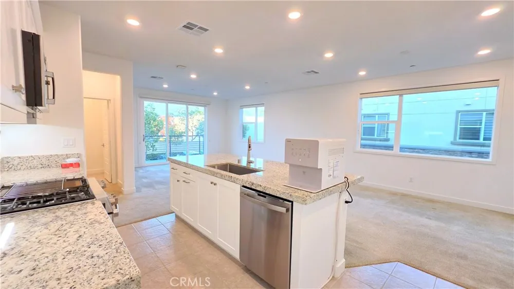 223 Carmona Lake Forest, CA 92630