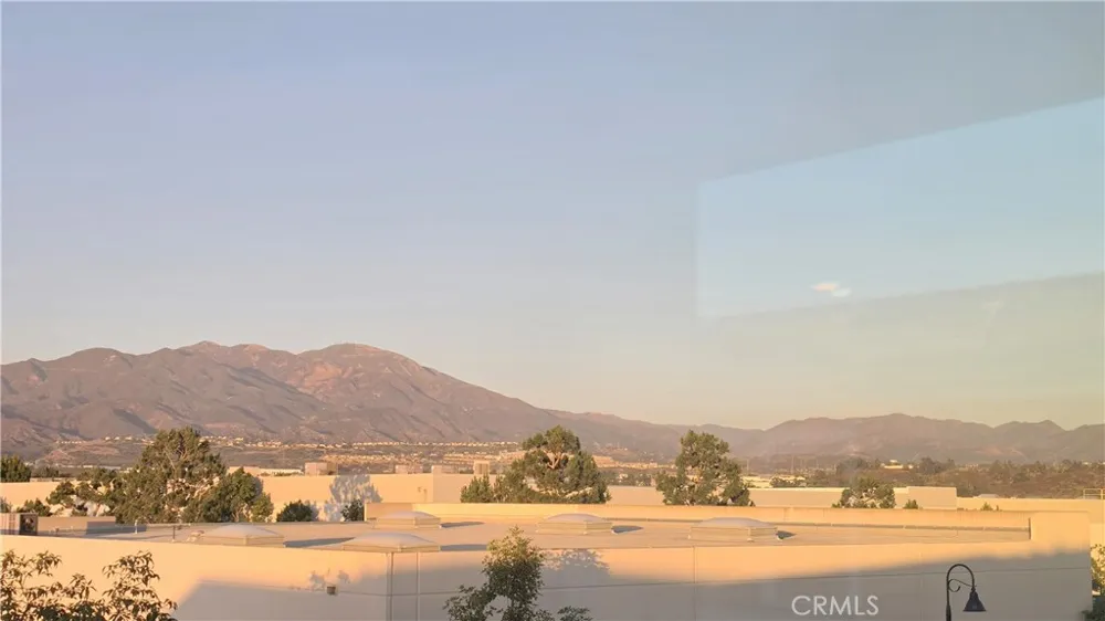 223 Carmona Lake Forest, CA 92630