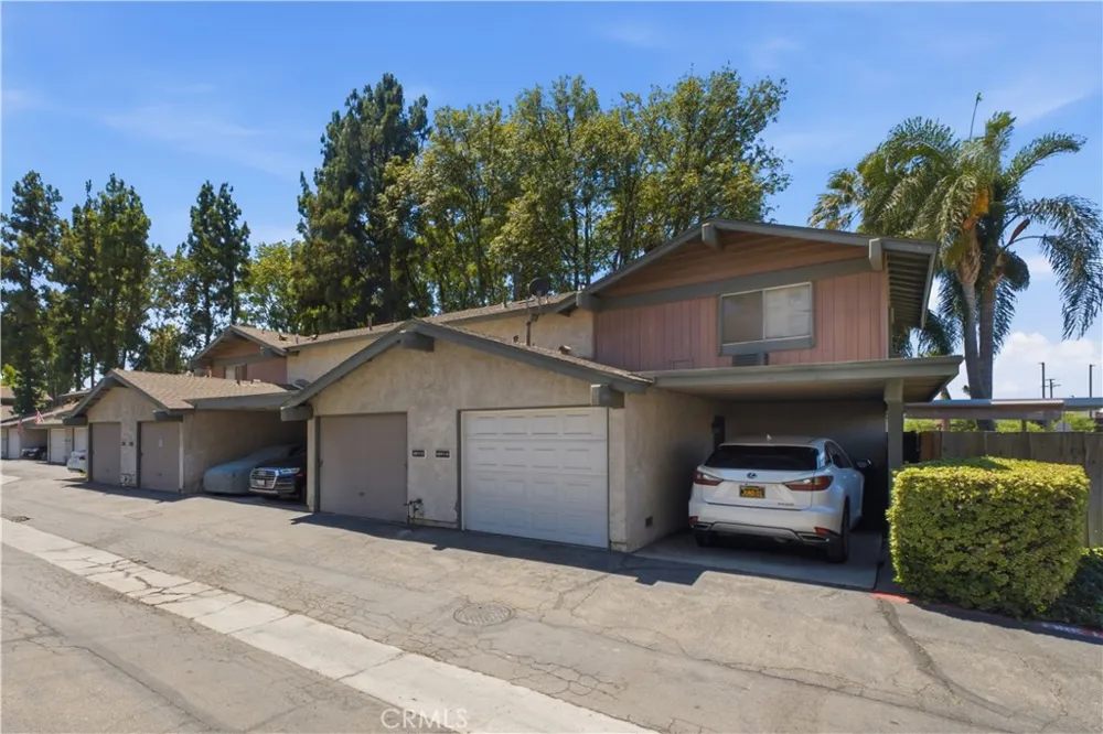4871 Jackson Street #C Riverside, CA 92503