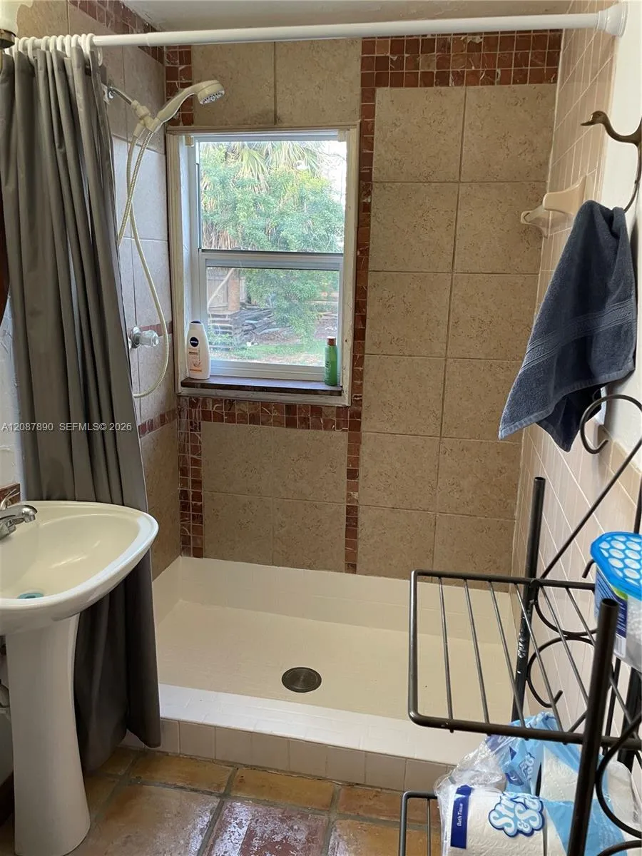 208 NE 22nd Ave #0 Pompano Beach, FL 33062