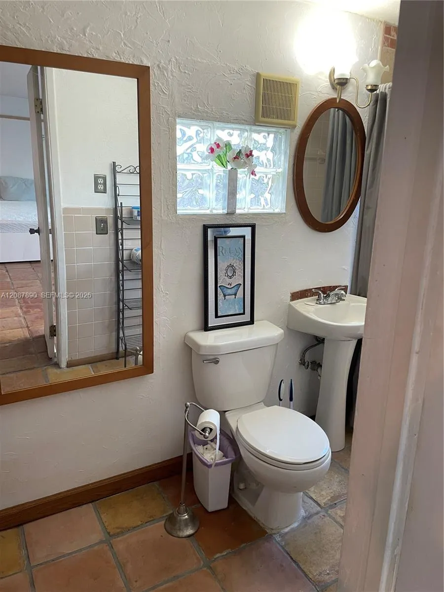 208 NE 22nd Ave #0 Pompano Beach, FL 33062