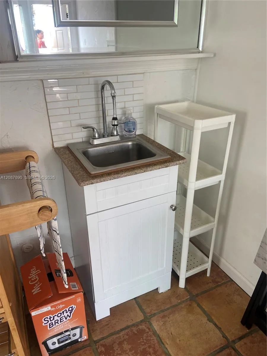 208 NE 22nd Ave #0 Pompano Beach, FL 33062