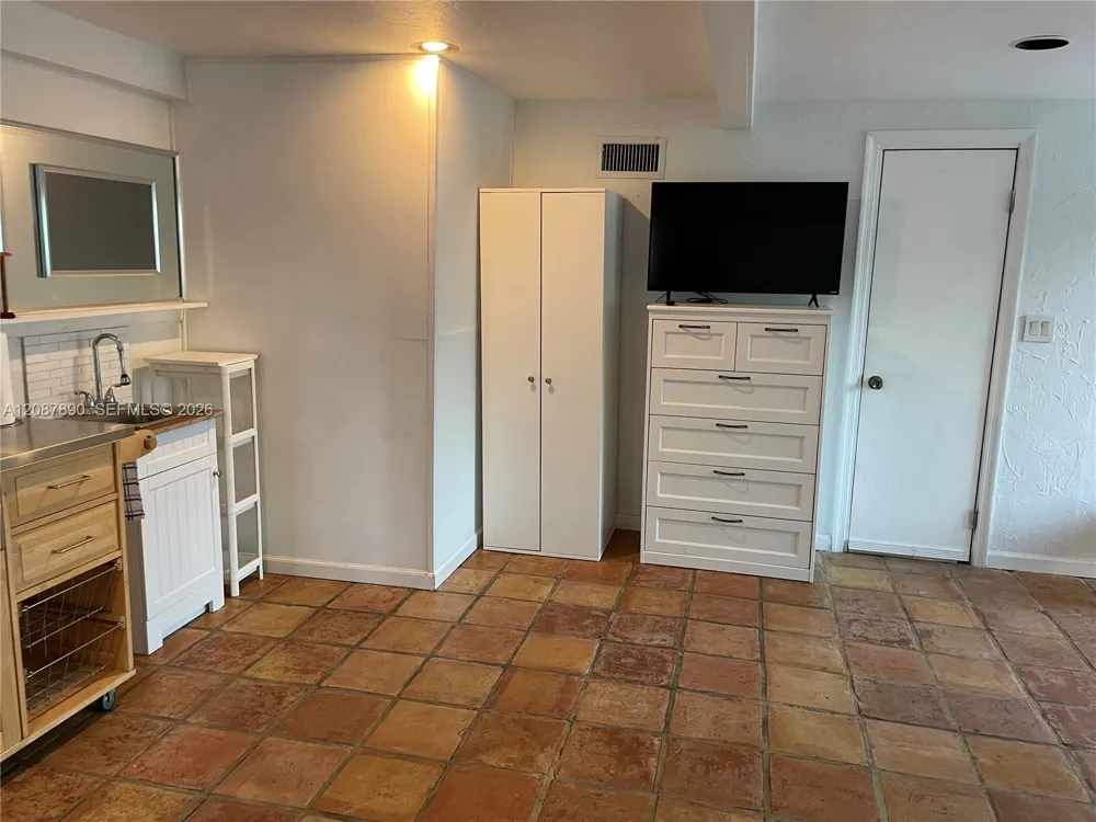 208 NE 22nd Ave #0 Pompano Beach, FL 33062