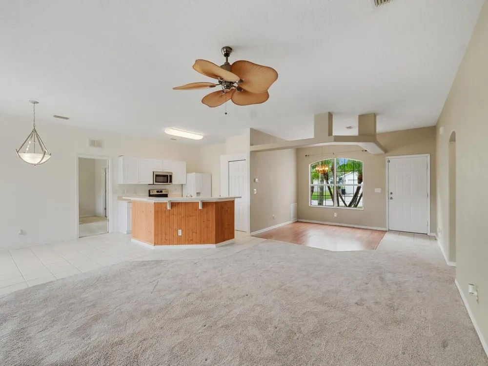 3628 2nd Street SW Vero Beach, FL 32968