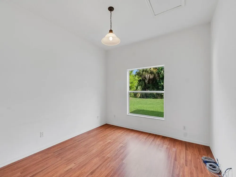 3628 2nd Street SW Vero Beach, FL 32968