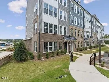 404 Gaston Park Lane #100