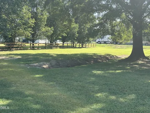 812 Lewis Street