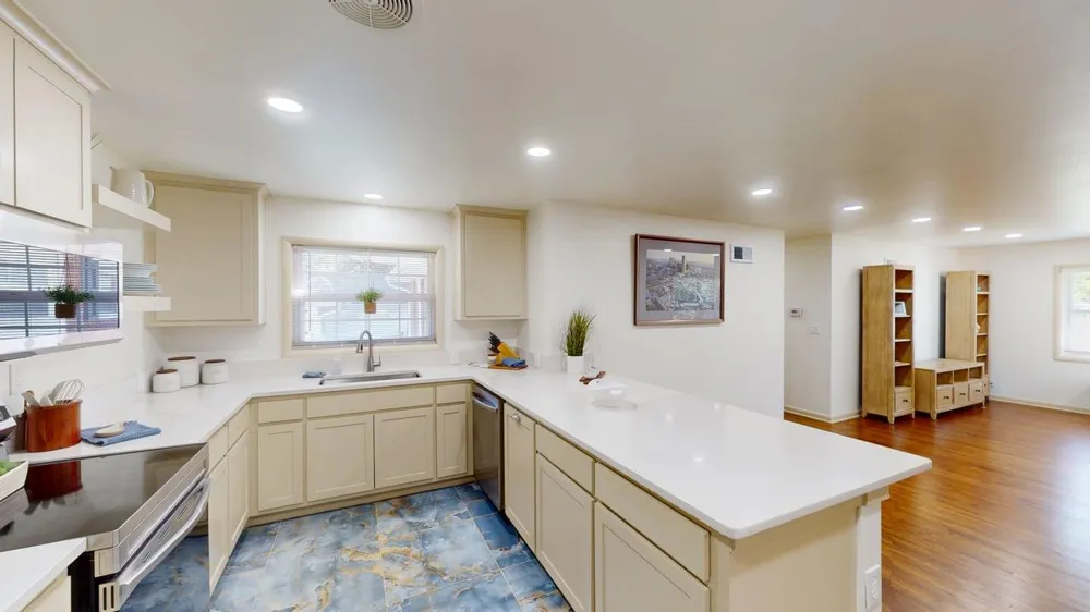 6112 E 21st Street Tulsa, OK 74114