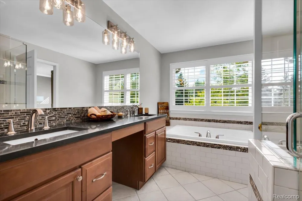 44665 Broadmoor Circle #137 Northville Township, MI 48168