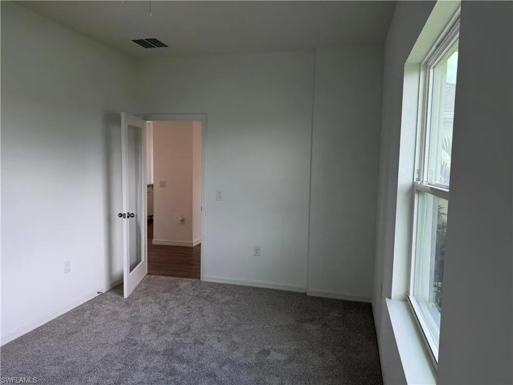 916 NW 3rd Avenue Cape Coral, FL 33993