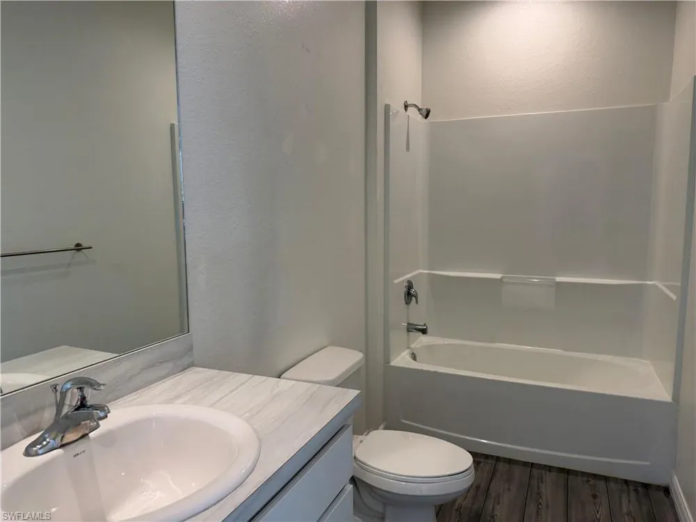 916 NW 3rd Avenue Cape Coral, FL 33993