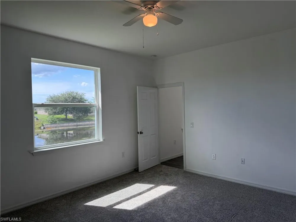 916 NW 3rd Avenue Cape Coral, FL 33993