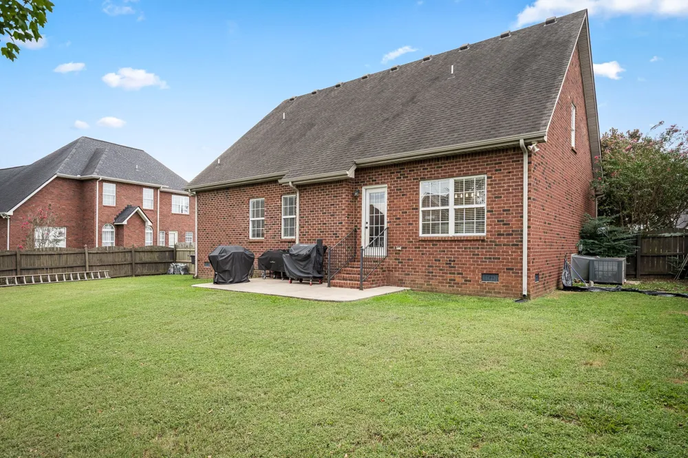 1921 Walking Dr Murfreesboro, TN 37130