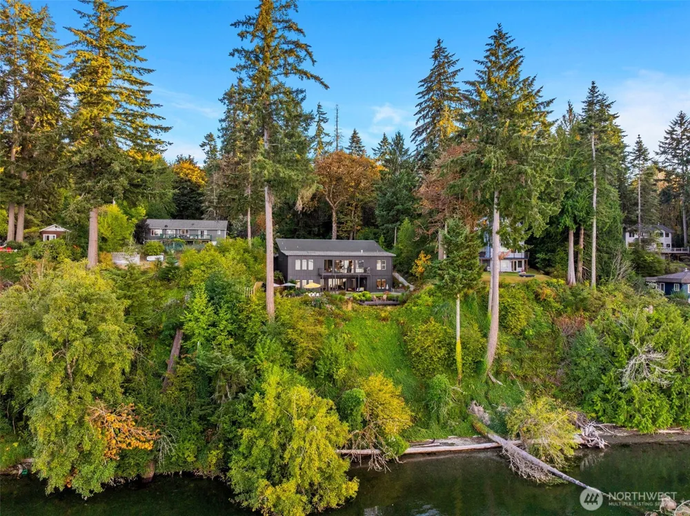 7842 61st Avenue NE Olympia, WA 98516