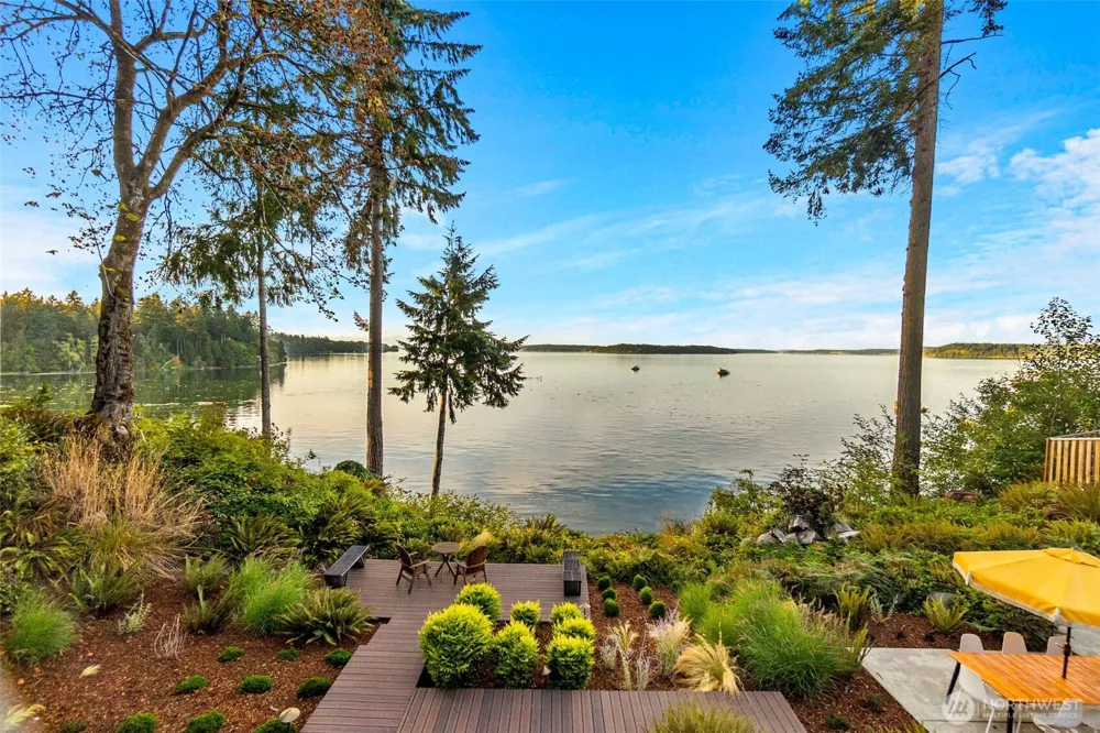 7842 61st Avenue NE Olympia, WA 98516