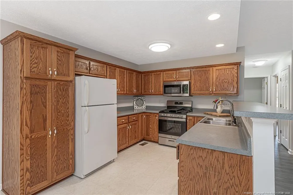 2921 Brookberry Court Fayetteville, NC 28306