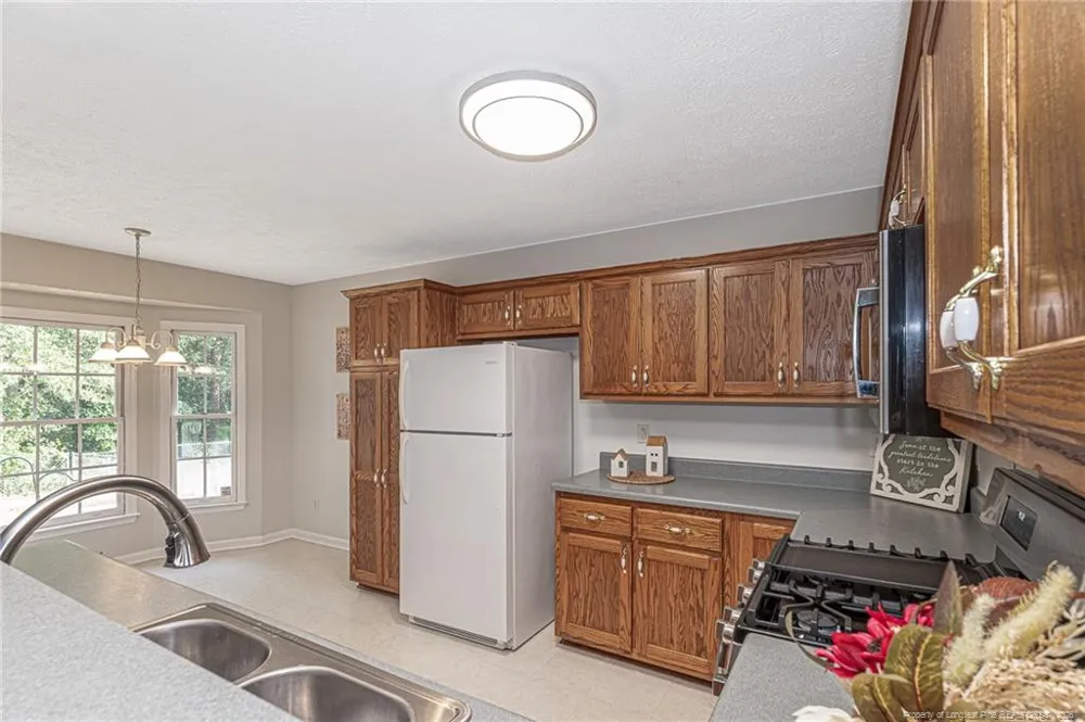 2921 Brookberry Court Fayetteville, NC 28306