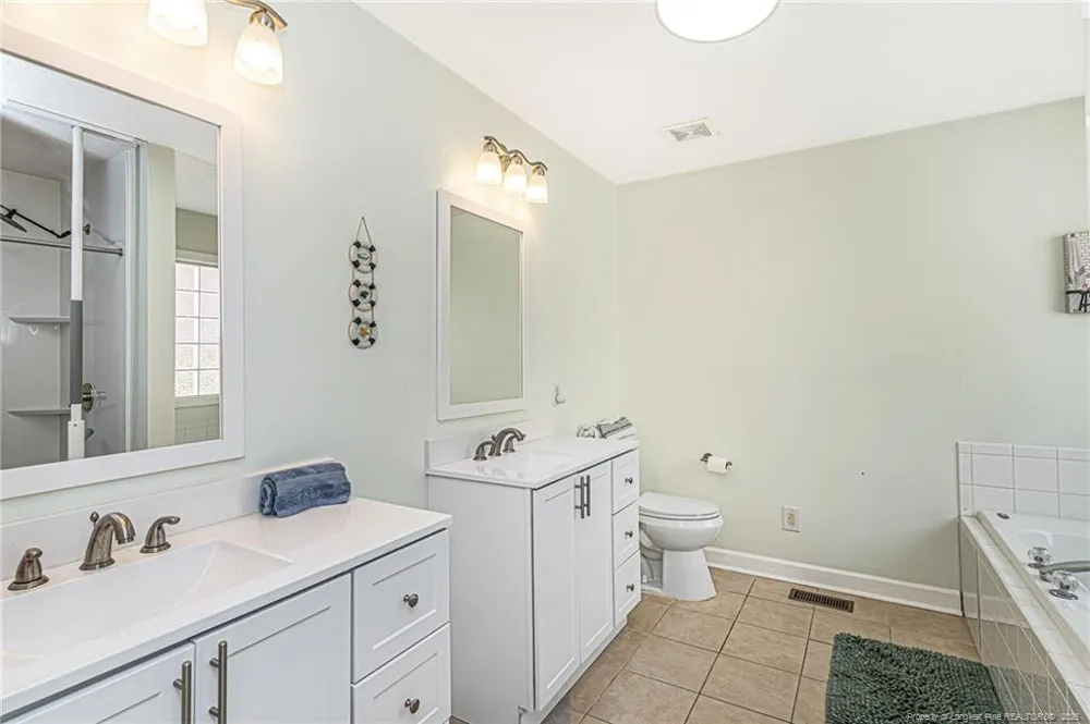 2921 Brookberry Court Fayetteville, NC 28306