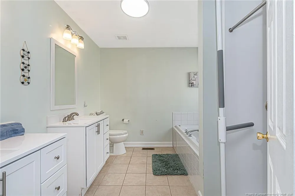 2921 Brookberry Court Fayetteville, NC 28306