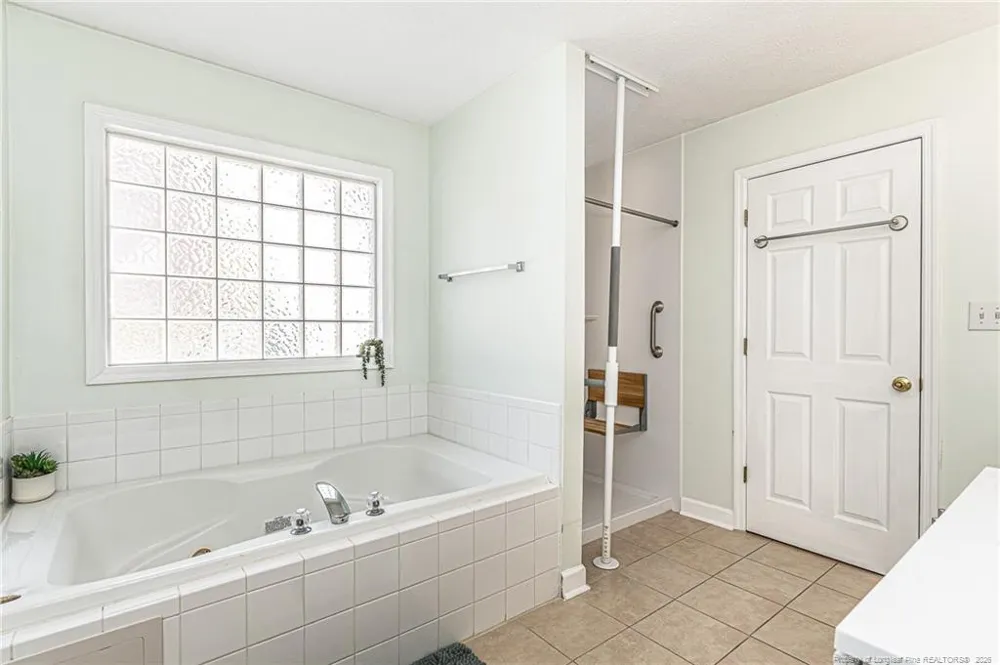 2921 Brookberry Court Fayetteville, NC 28306
